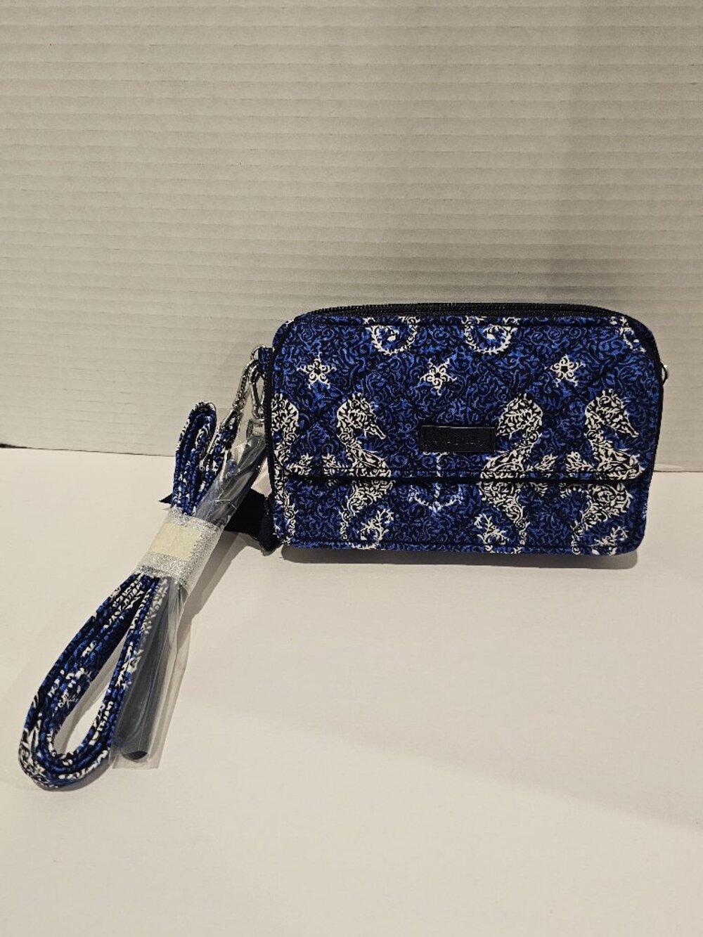 Vera Bradley Iconic RFID All in One Crossbody Seahorse of Course Wallet Wristlet